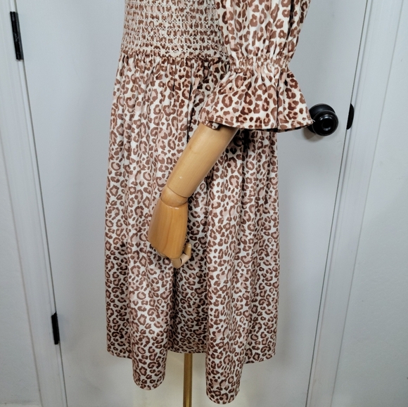 Ivy City Co. Leapord Print Smocked Dress Size Small - Picture 9 of 15